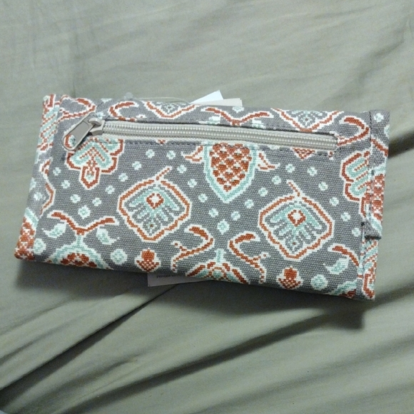 KAVU Gray and Orange Patterned Clutch - Picture 3 of 4